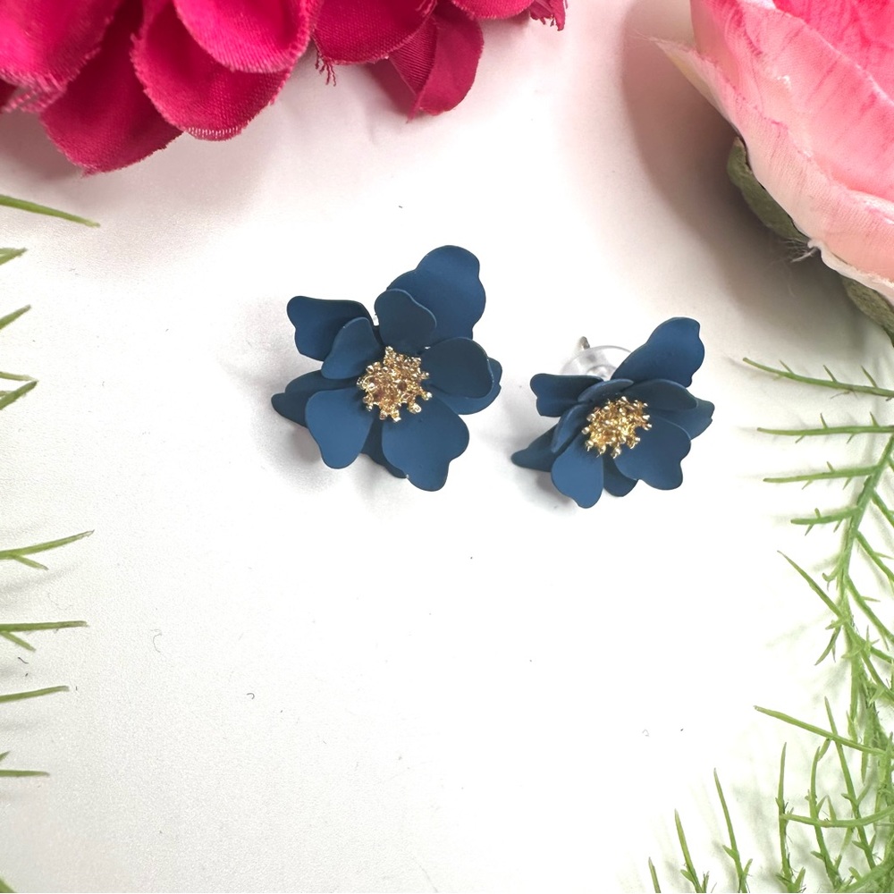 NEW⚜️Deep Blue Cherry Blossom Flower Earrings - Picture 4 of 6